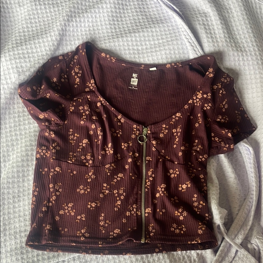 PacSun Me to We Floral Zip-Up Top Size M